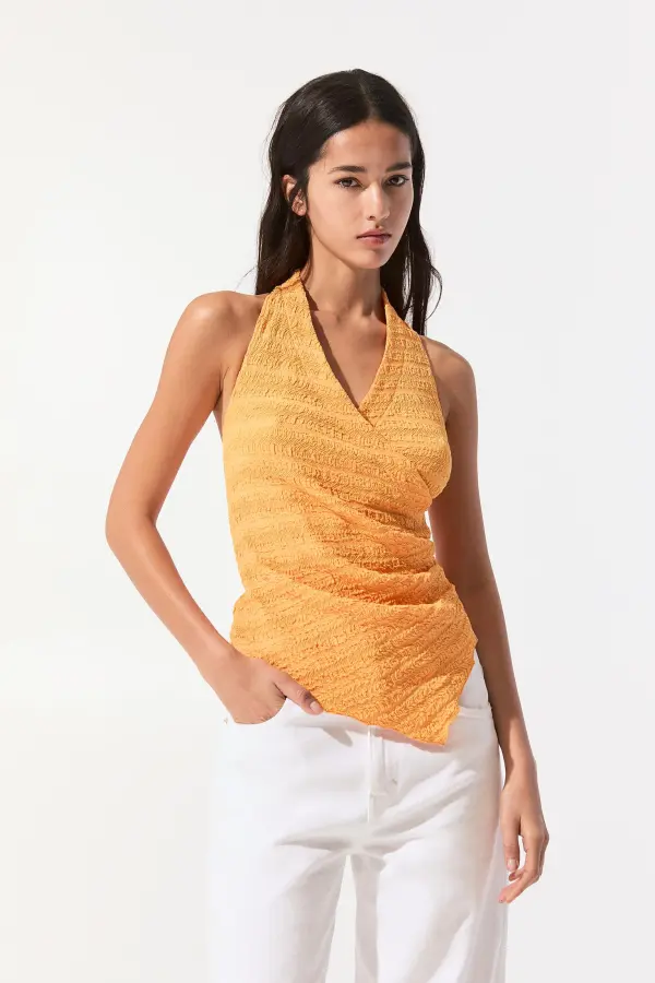 Creased-effect halter top