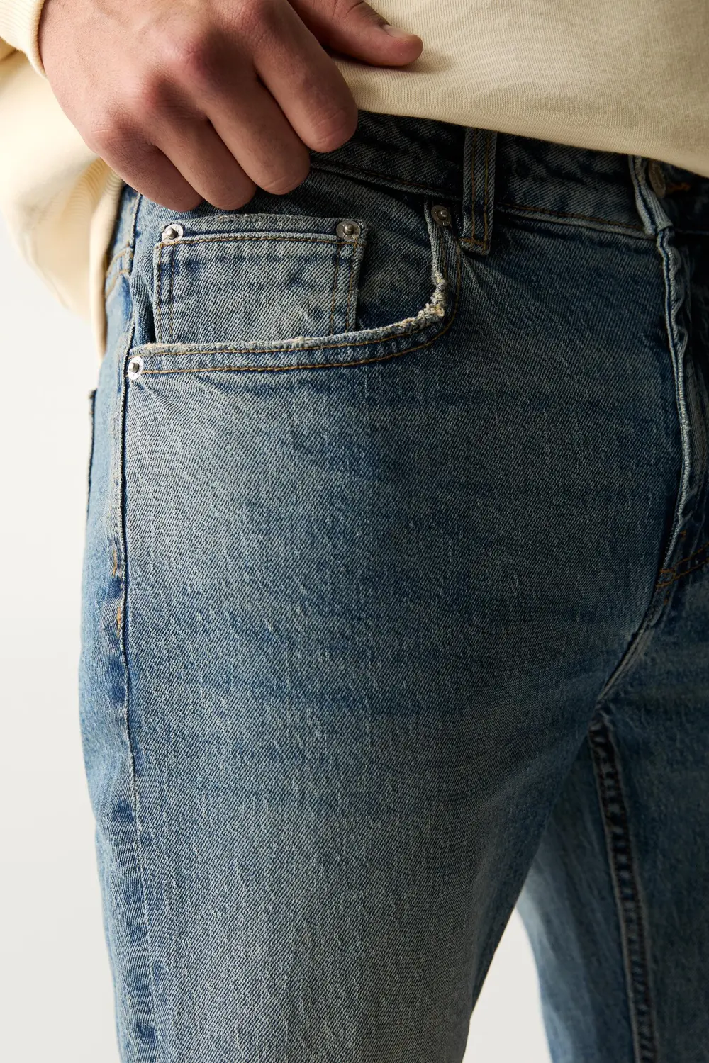 Slim fit jeans