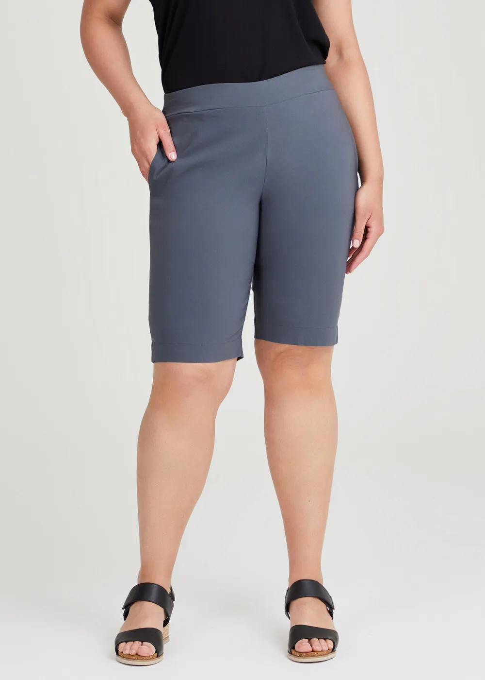Roxy Short