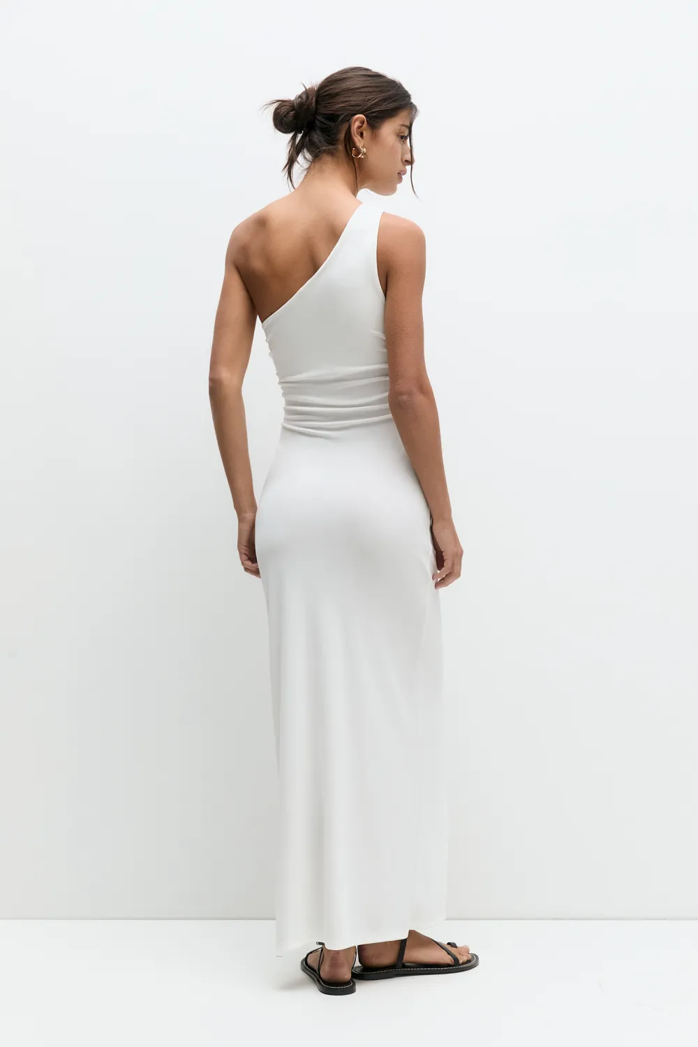 Vestido midi asimétrico
