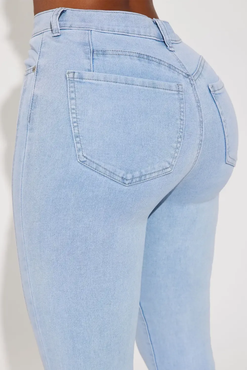 Attention Grabber Booty Lifter Stretch Skinny Jeans - Medium Wash