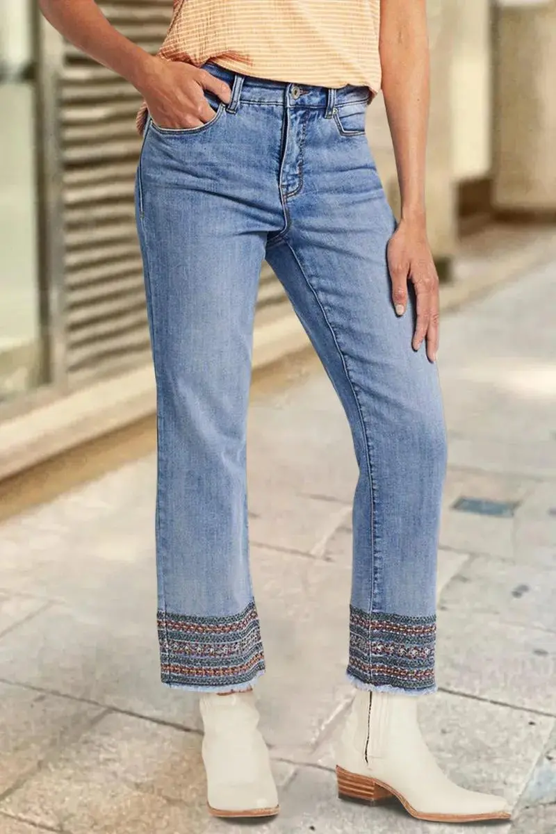 Wash Embroidery Raw Hem Mid Rise Crop Jeans