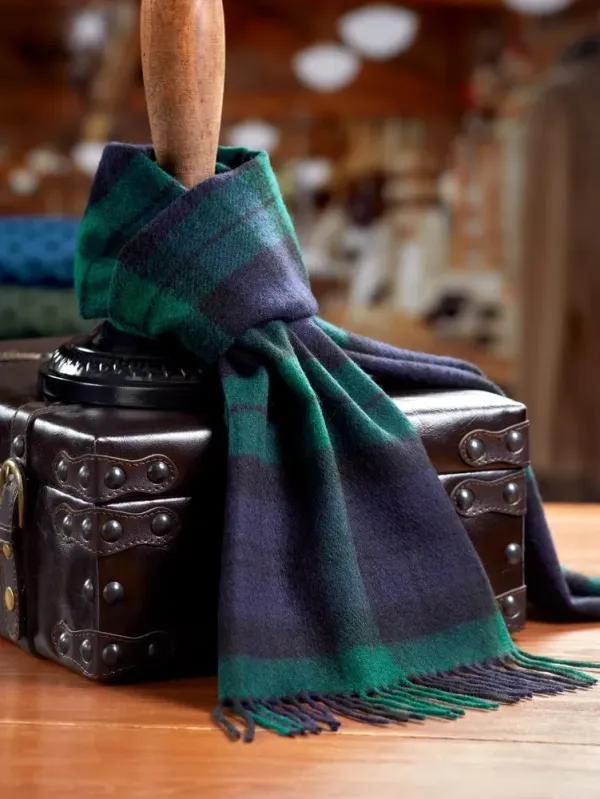 Irish Plaid Lambswool Scarf for Men and Women