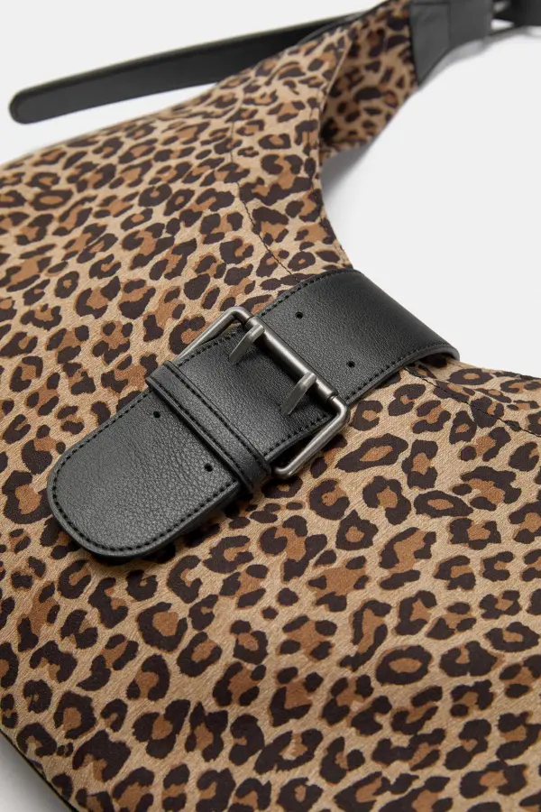 Maxi bolso de hombro animal print