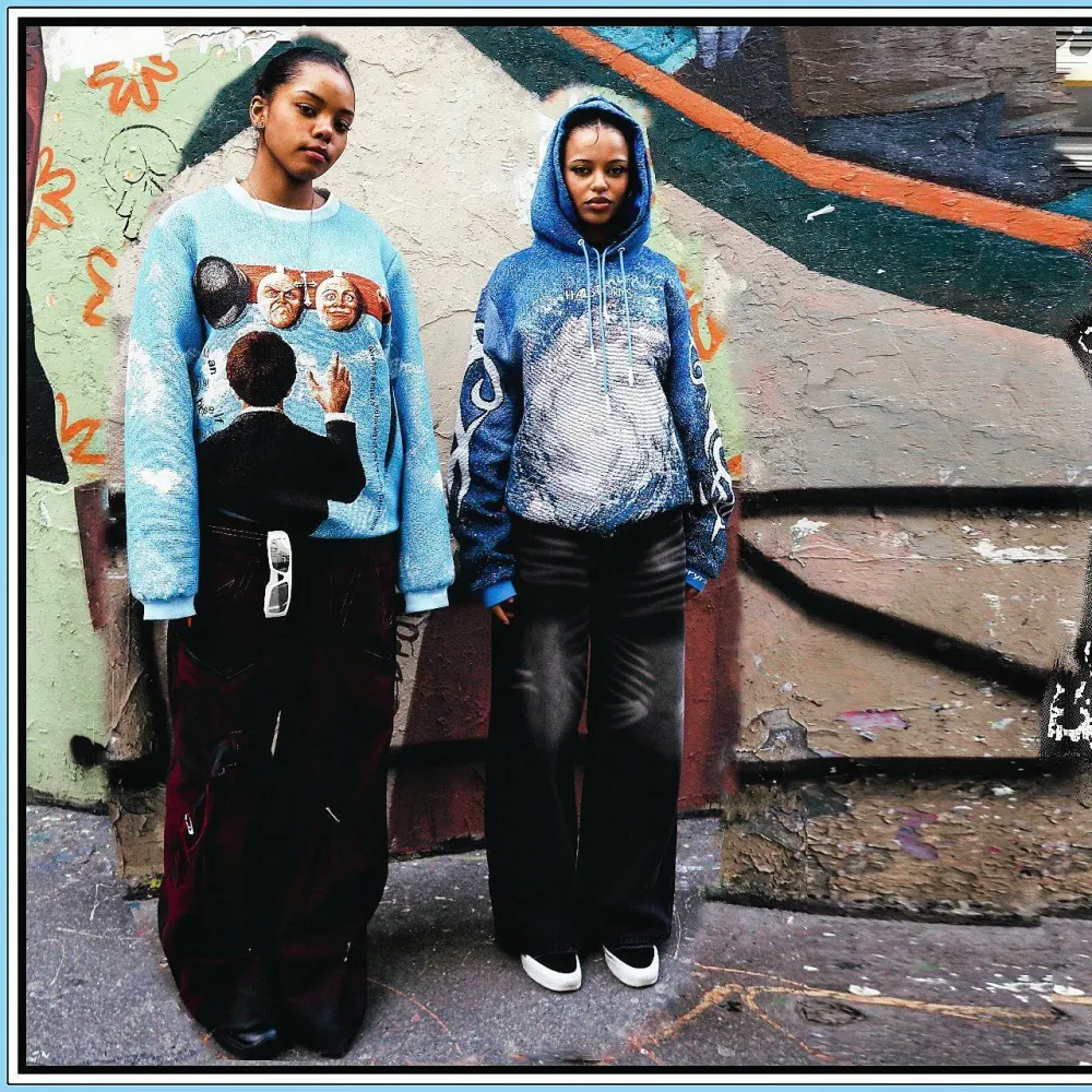 Blue Sweater Renaissance Street Wear Fashion Printing Seasonal Trend Special Design