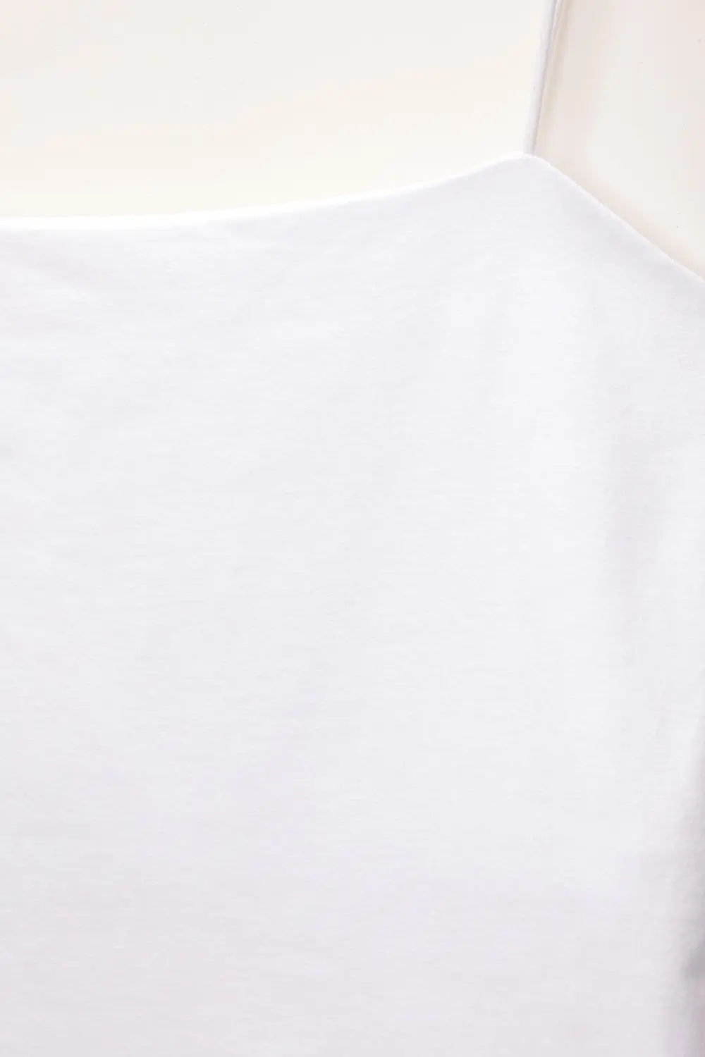 Strappy straight-cut top