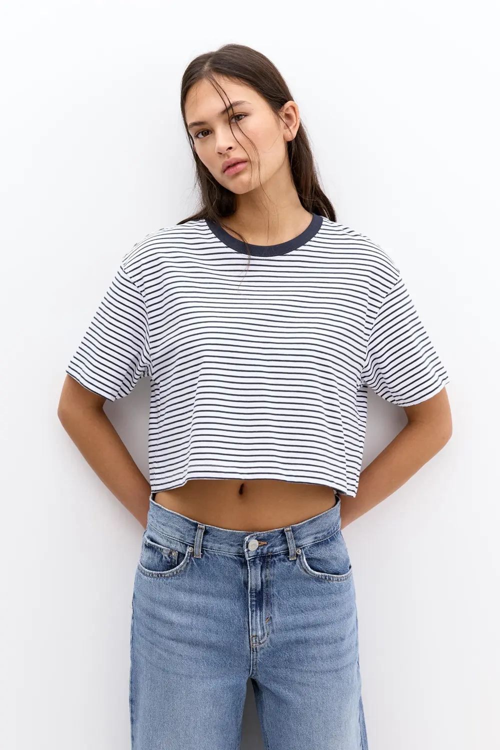 Camiseta cropped manga corta