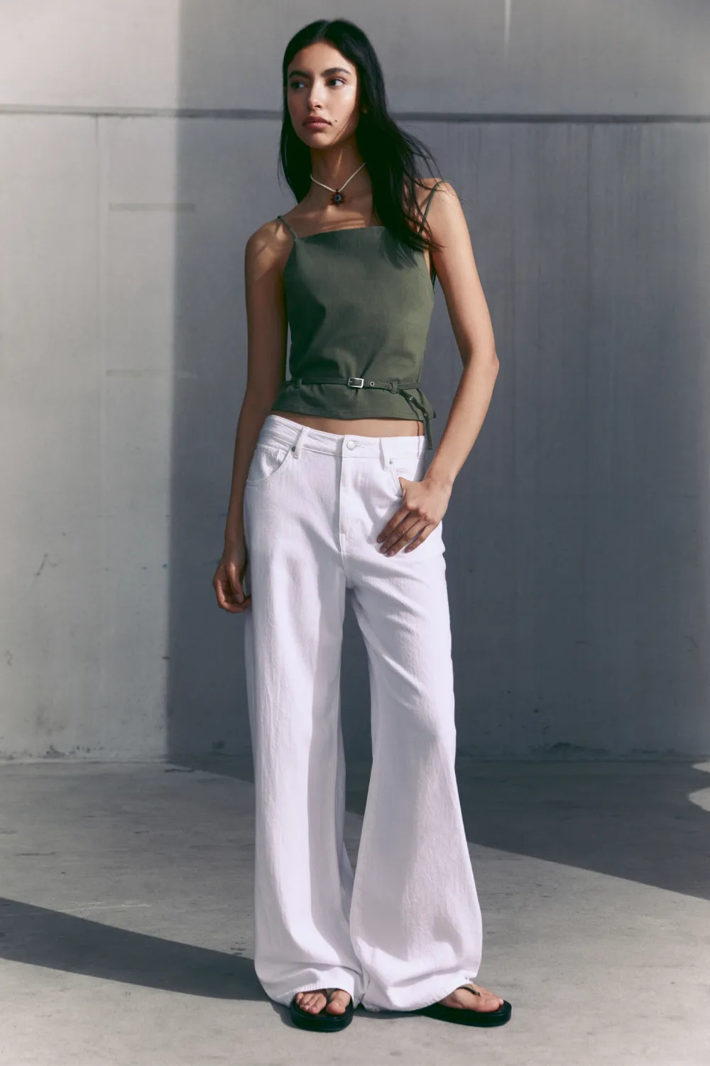 Pantalón fluido wide leg