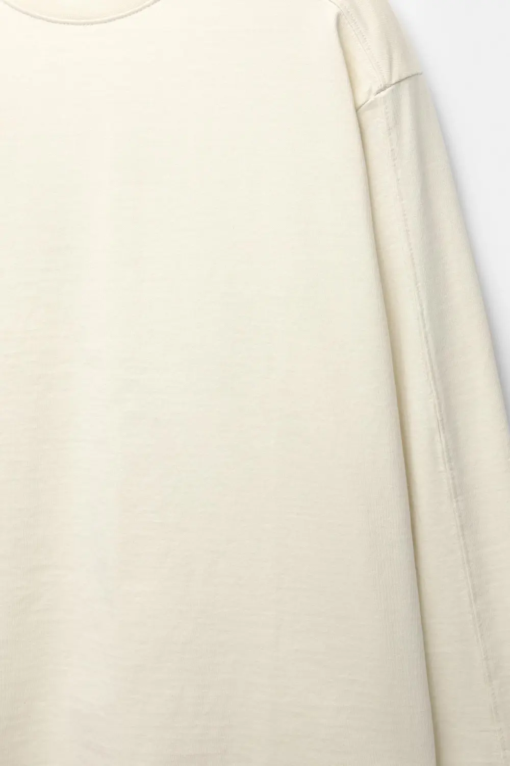 Faded T-shirt with frayed hem