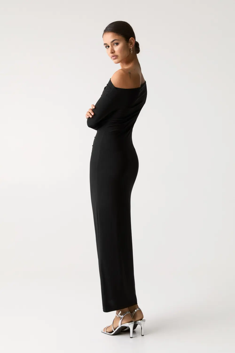 Vestido midi asimétrico