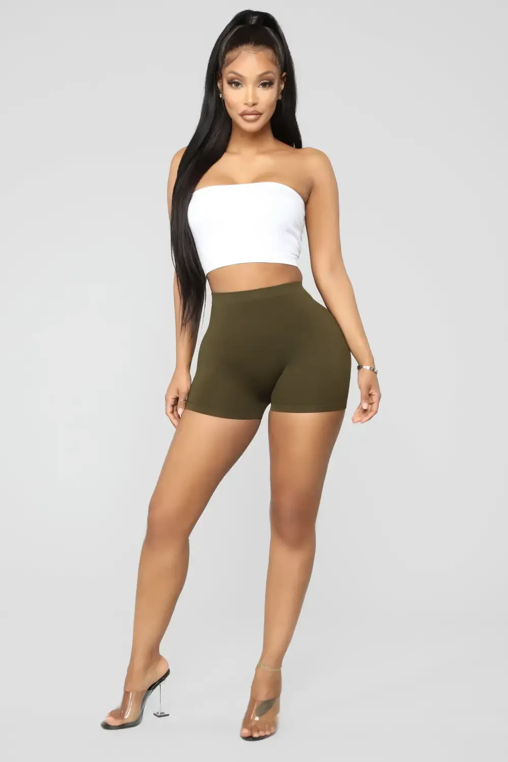 Uncomplicated Seamless Shorts - Olive