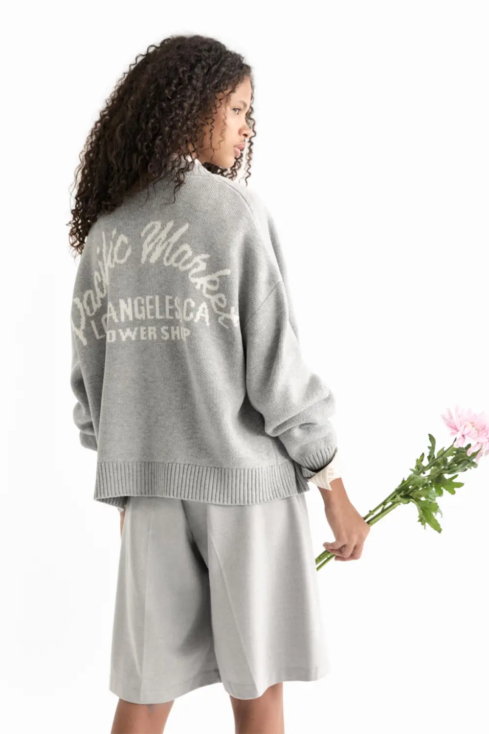 Chaqueta beisbolera texto bordado