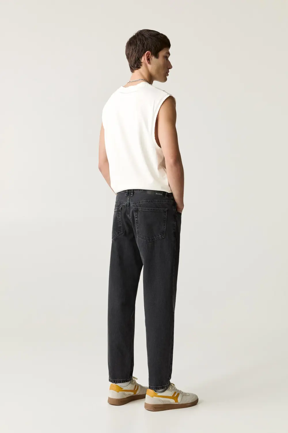Standard jeans