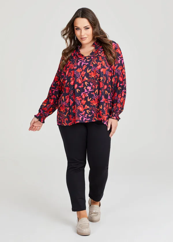 The Petite Luxe Looker Jean
