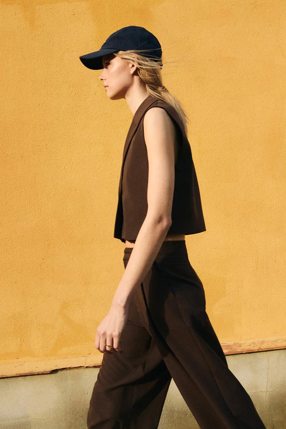 Cropped suit vest