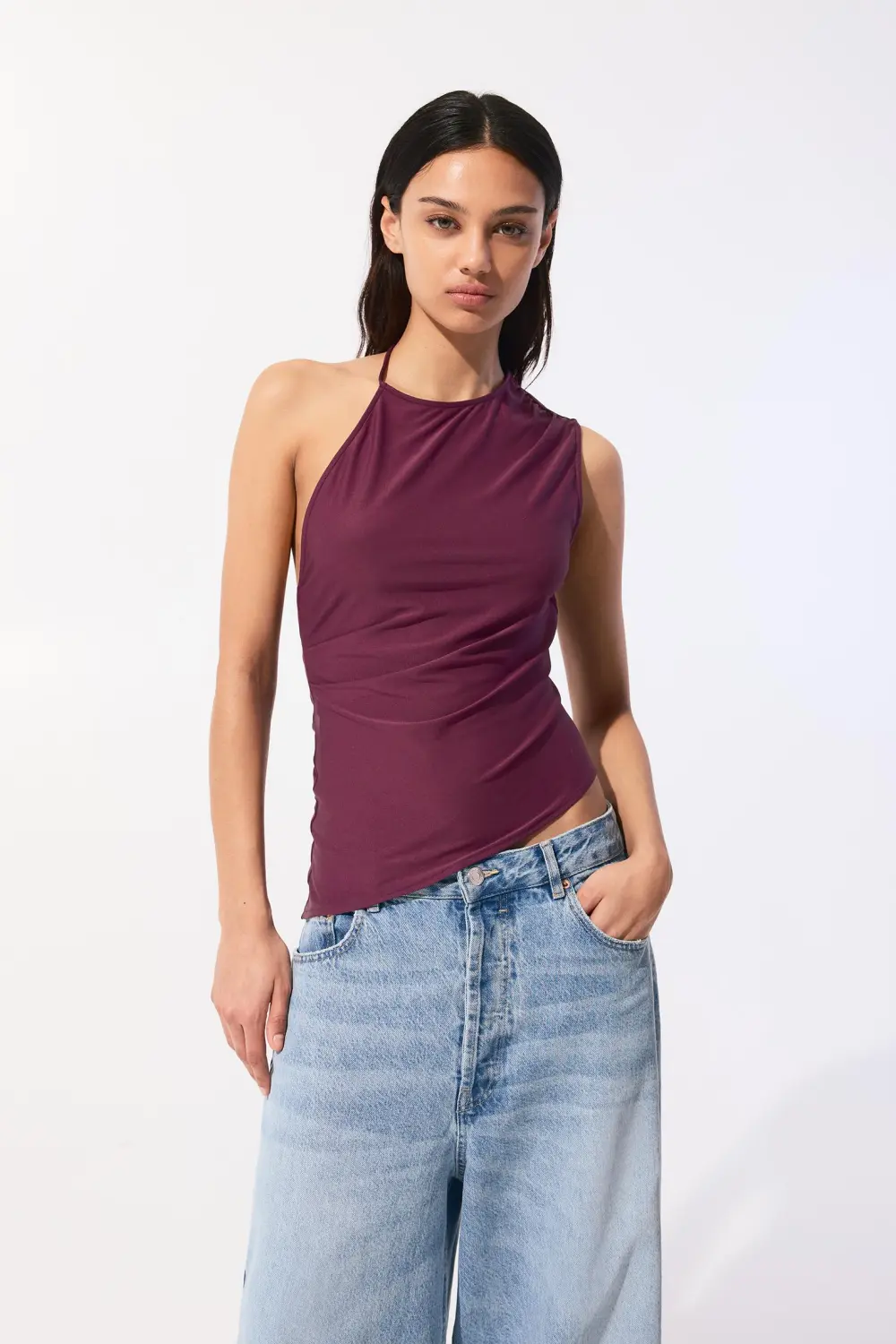 Asymmetric top with strap