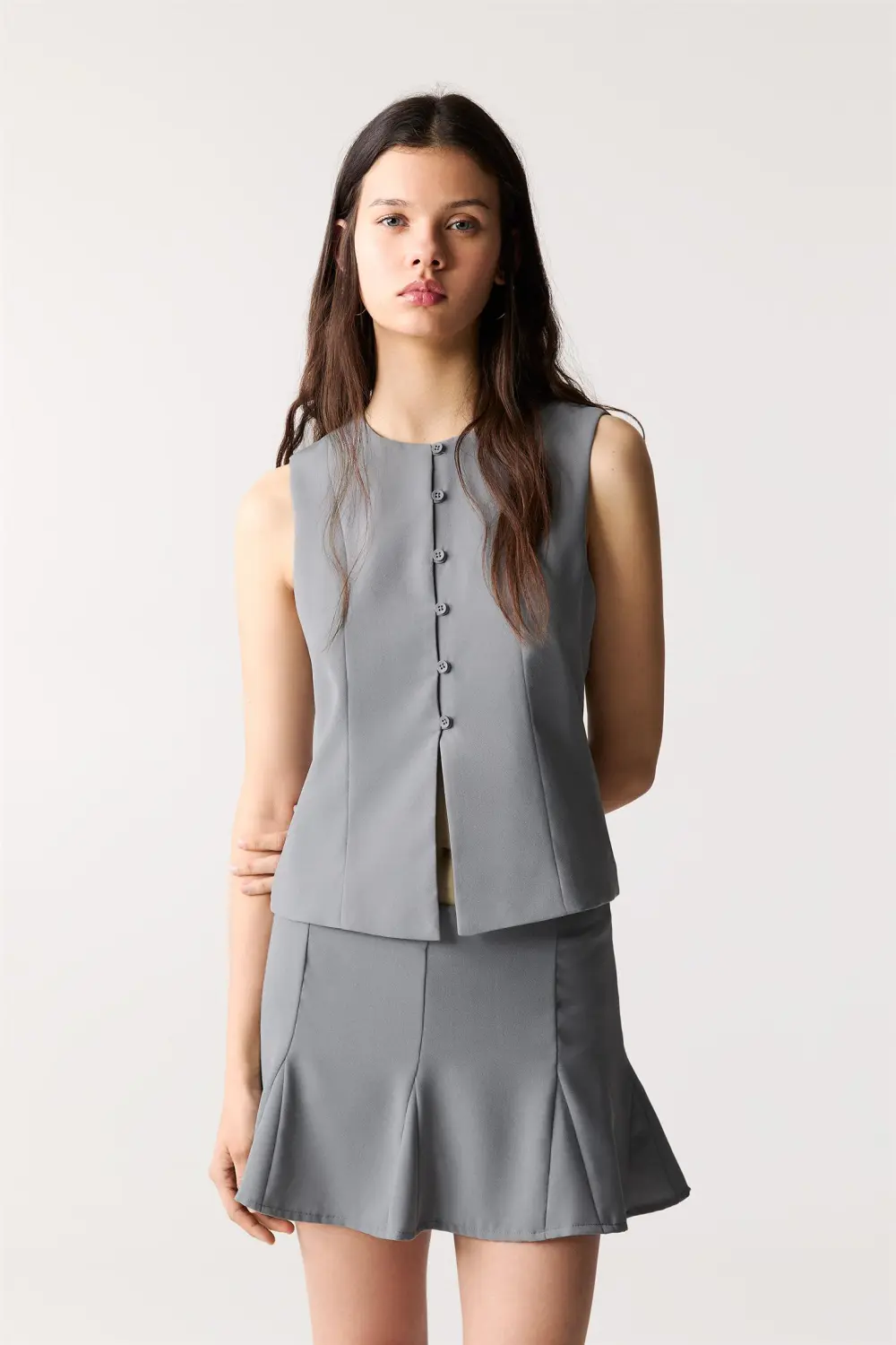 Crew neck vest