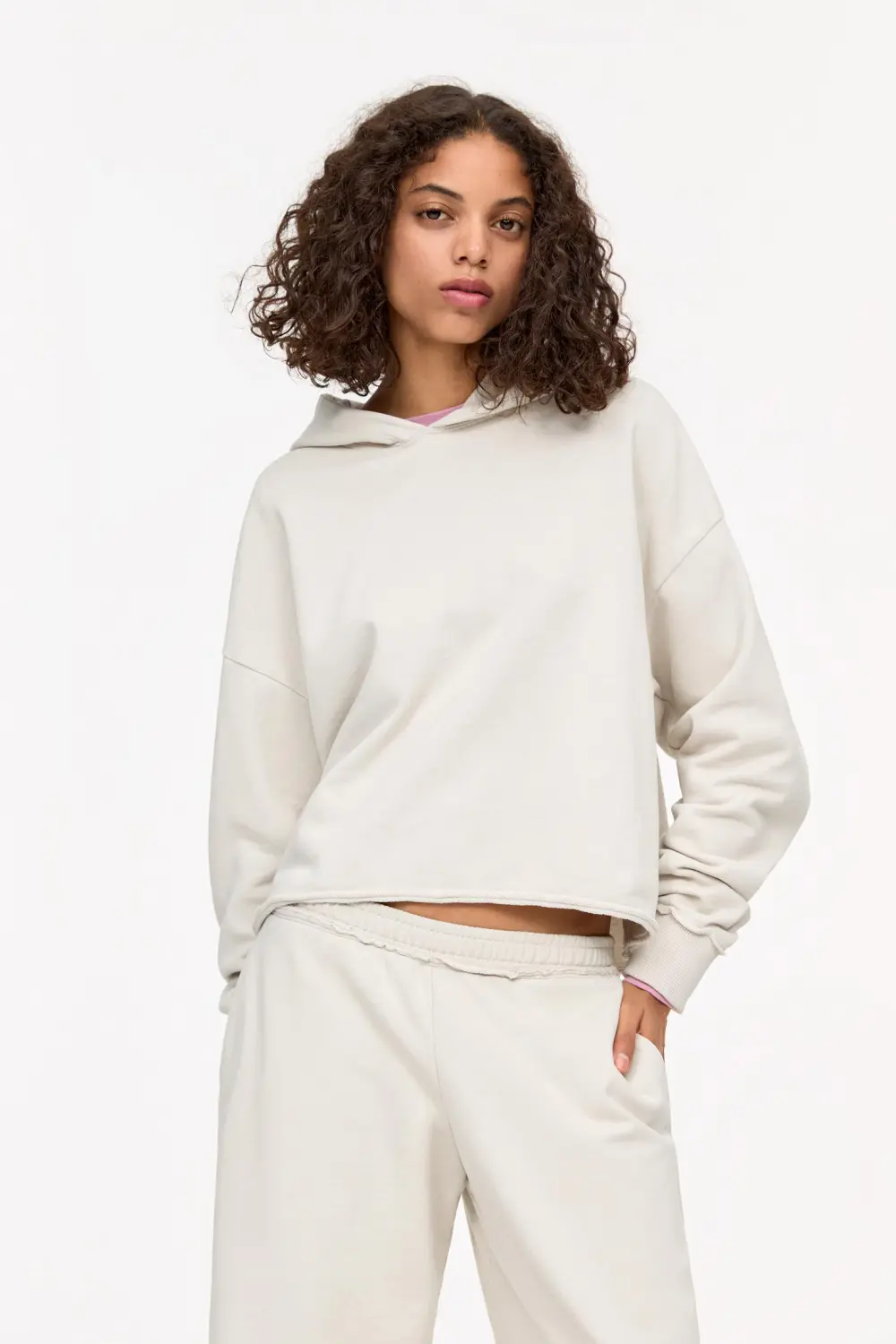 Sudadera boxy bajo desflecado