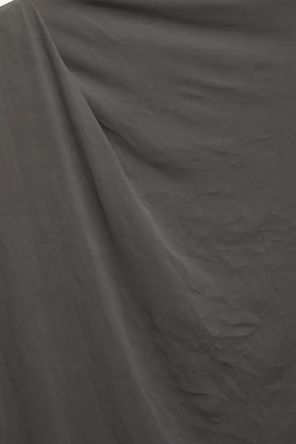 Asymmetric creased-effect T-shirt
