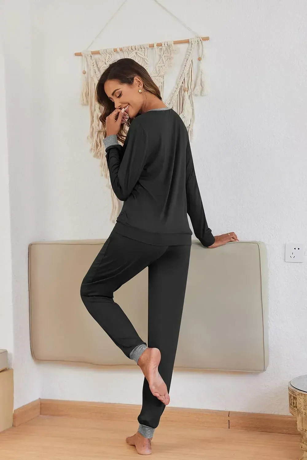 Women's Pajamas Sets Long Sleeve with Plaid Pants Soft Sleepwear O Neck 2 Piece Pjs Joggers Loung Set with Pockets