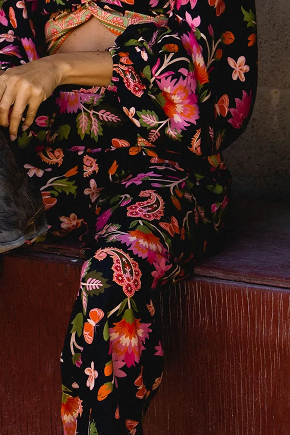 Black And Pink Floral Print Crop Top And Pants Set