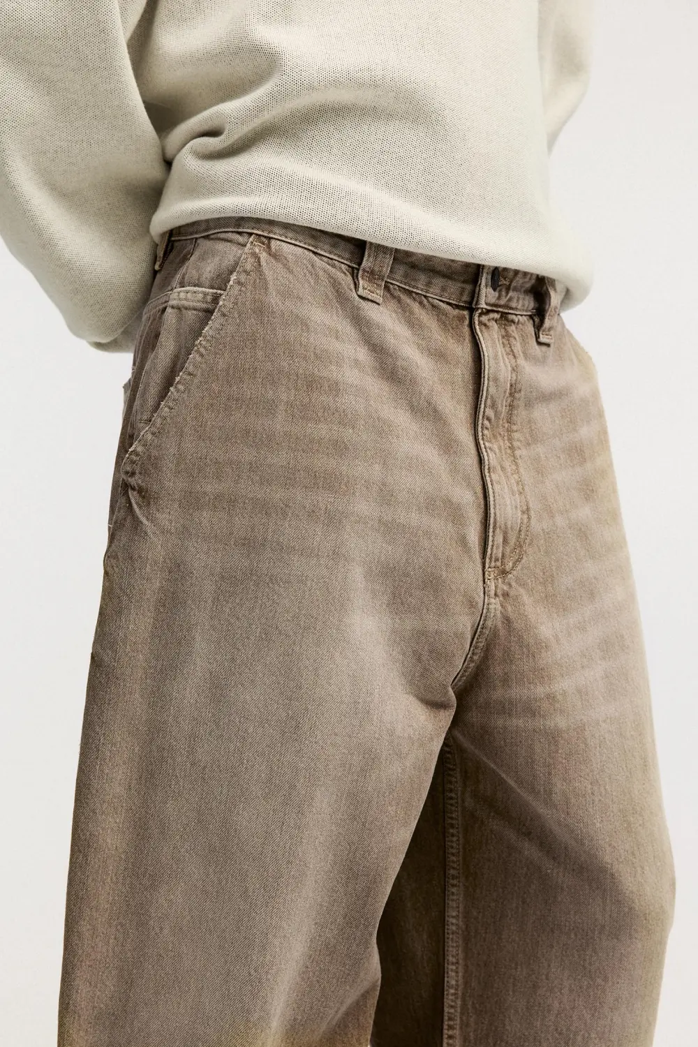 Brown skater jeans