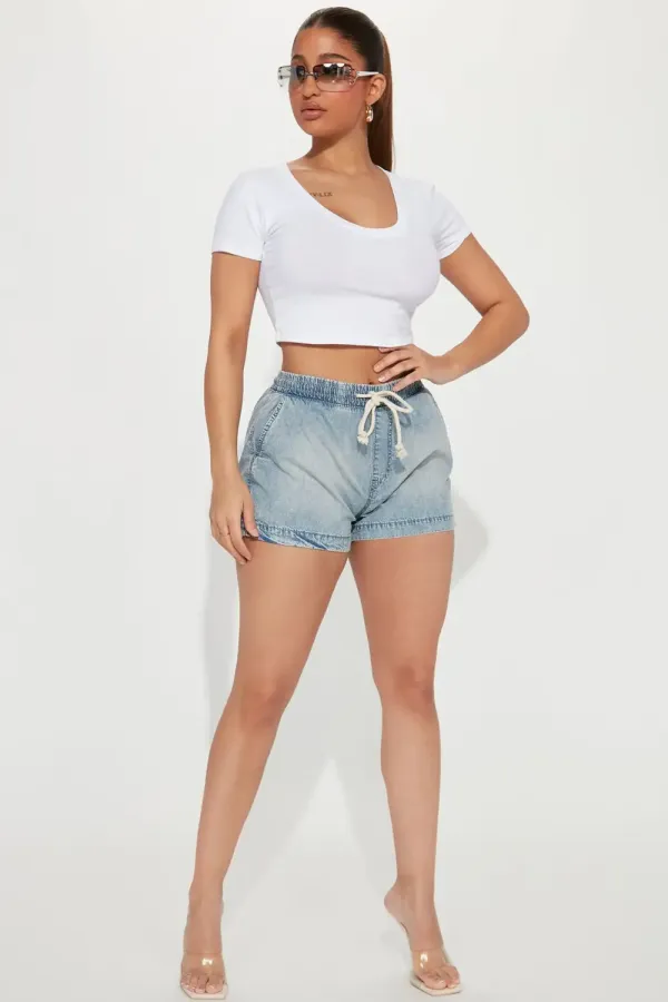 Loungin' Around Pull On Denim Shorts - Medium Wash