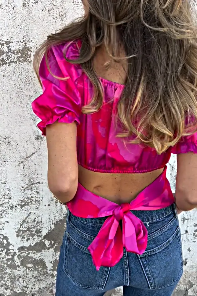 Women's Gradient Pattern Square Neck Top