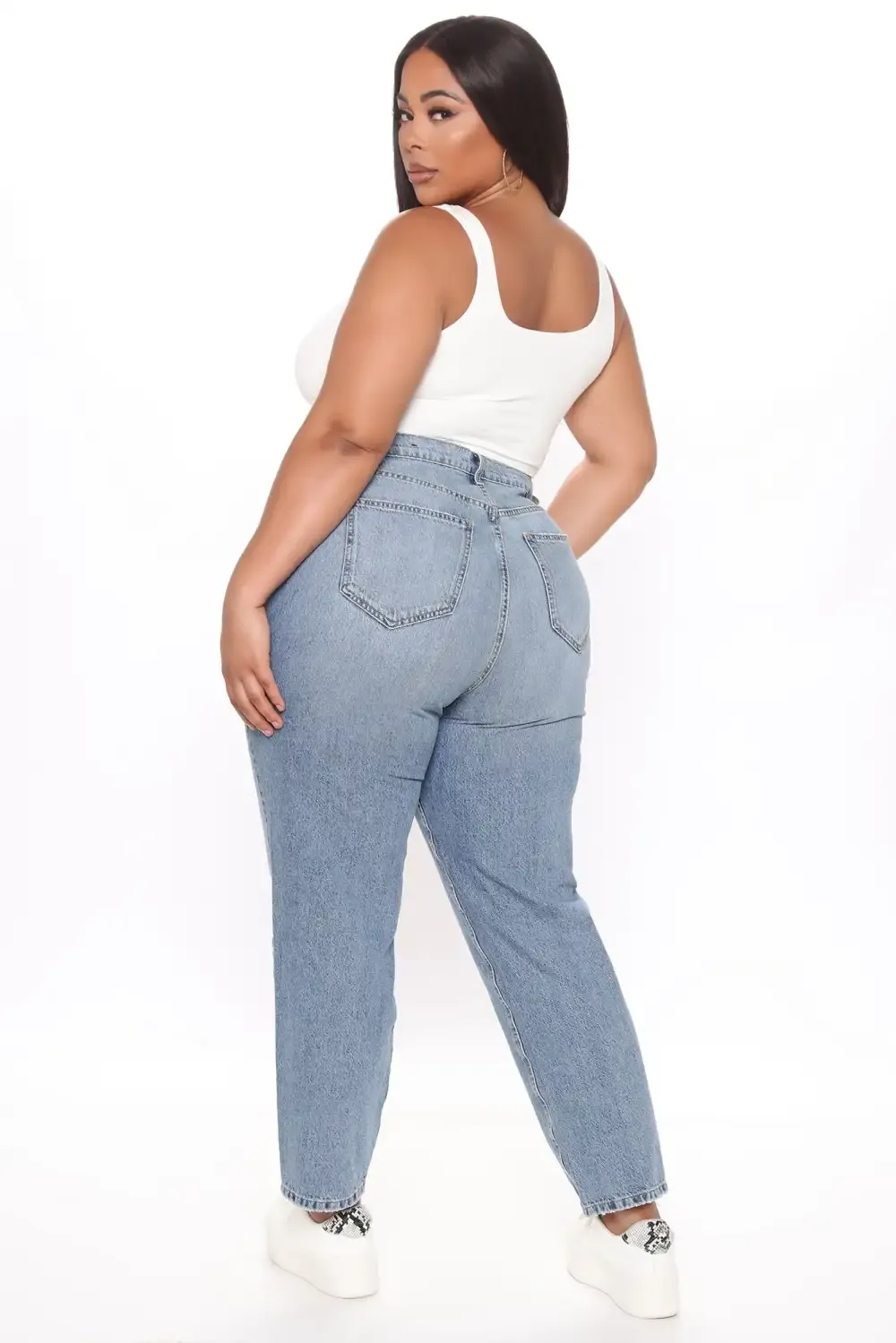 Very Special High Rise Mom Jeans - Medium Wash