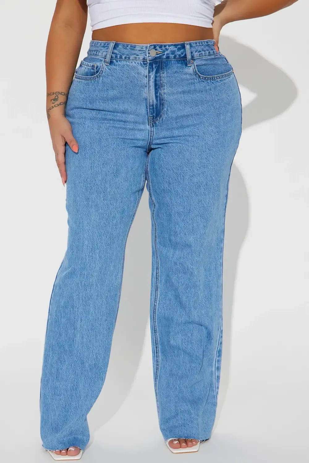 Winona 90's Wide Leg Jeans - Medium Blue Wash
