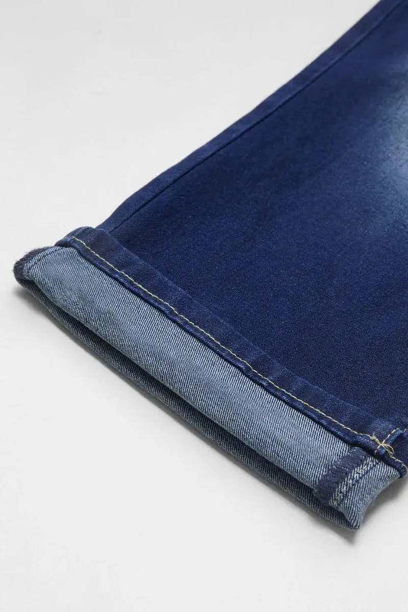 Roll Hem Double Button Mid Rise Capri Jeans