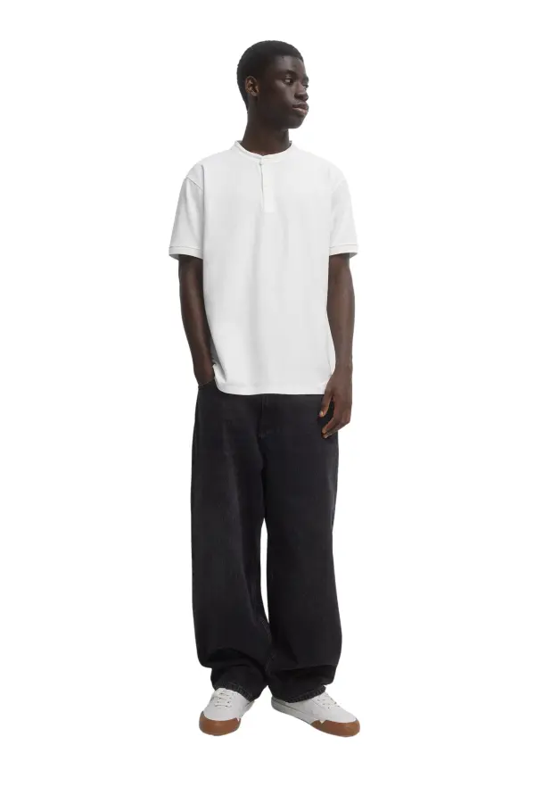 Stand-up collar polo shirt