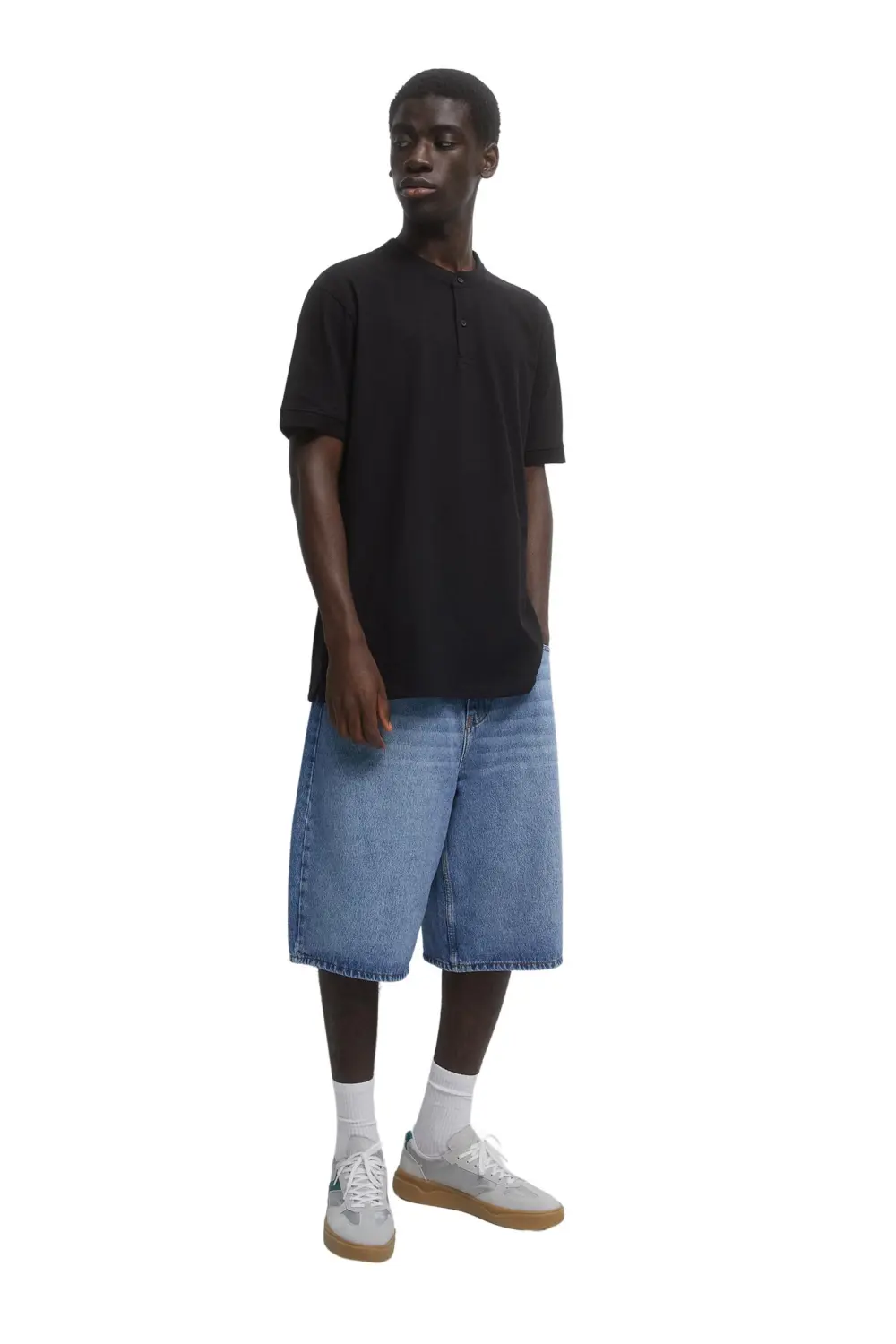 Stand-up collar polo shirt