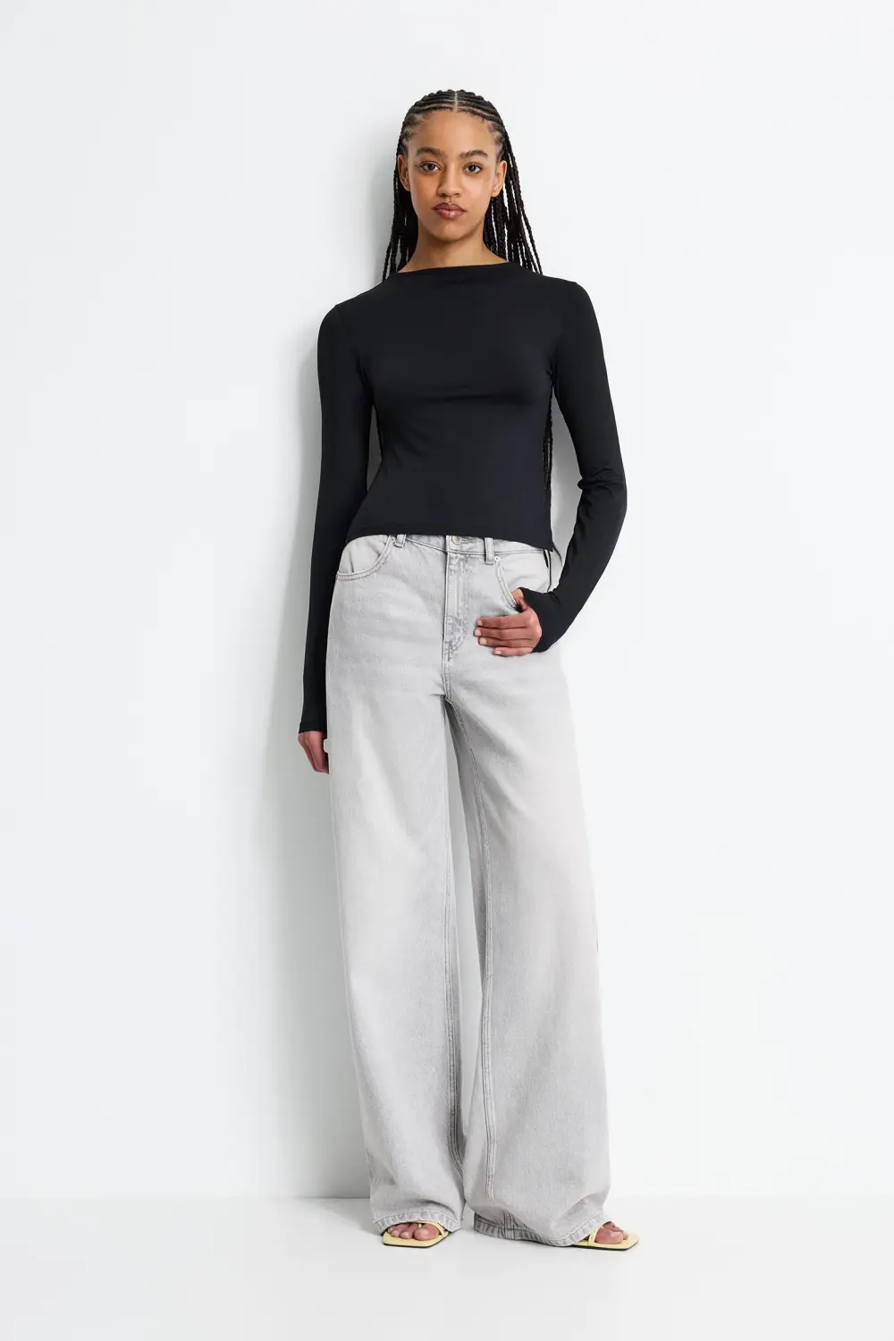 Polyamide top with open back straps