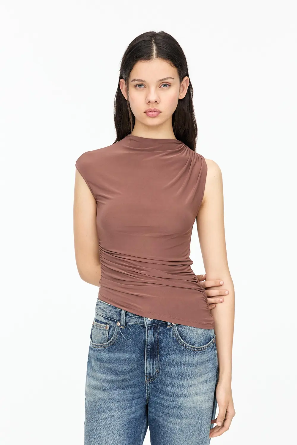 Asymmetric gathered T-shirt