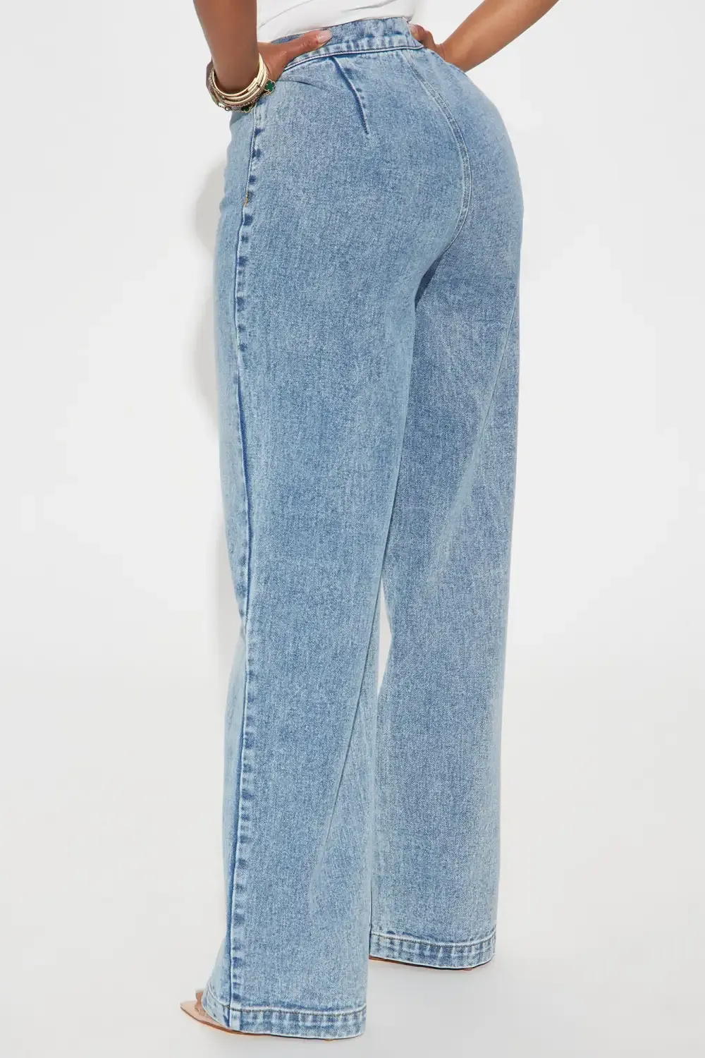 Chasing Dreams Non Stretch Straight Leg Jeans - Medium Wash