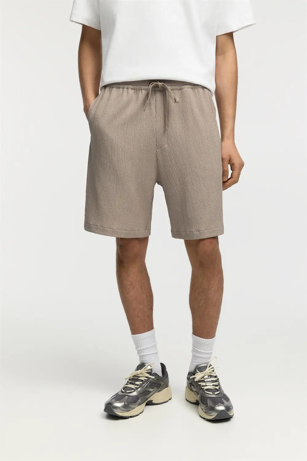 Flowing Bermuda shorts