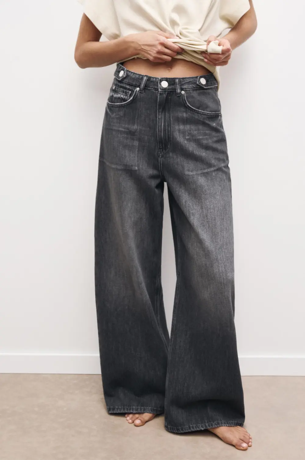 Jeans baggy wide leg detalle trabillas