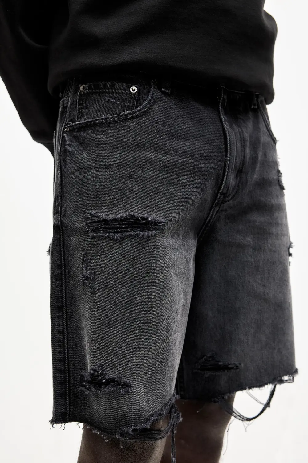 Ripped denim Bermuda shorts