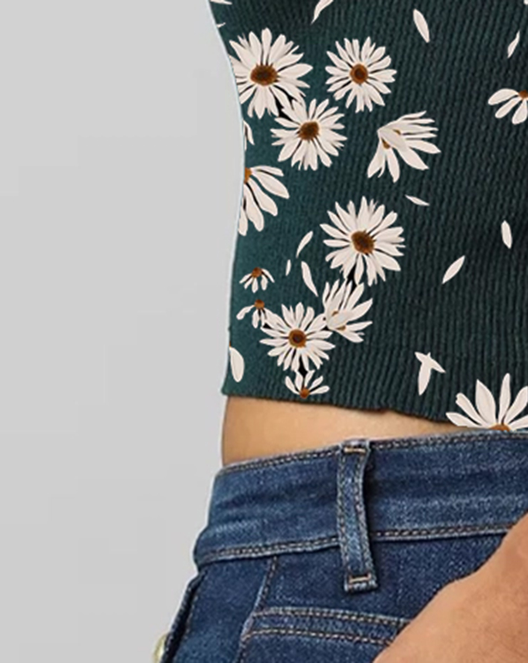 Dark Green Daisy Print Short Sleeve Cropped Top