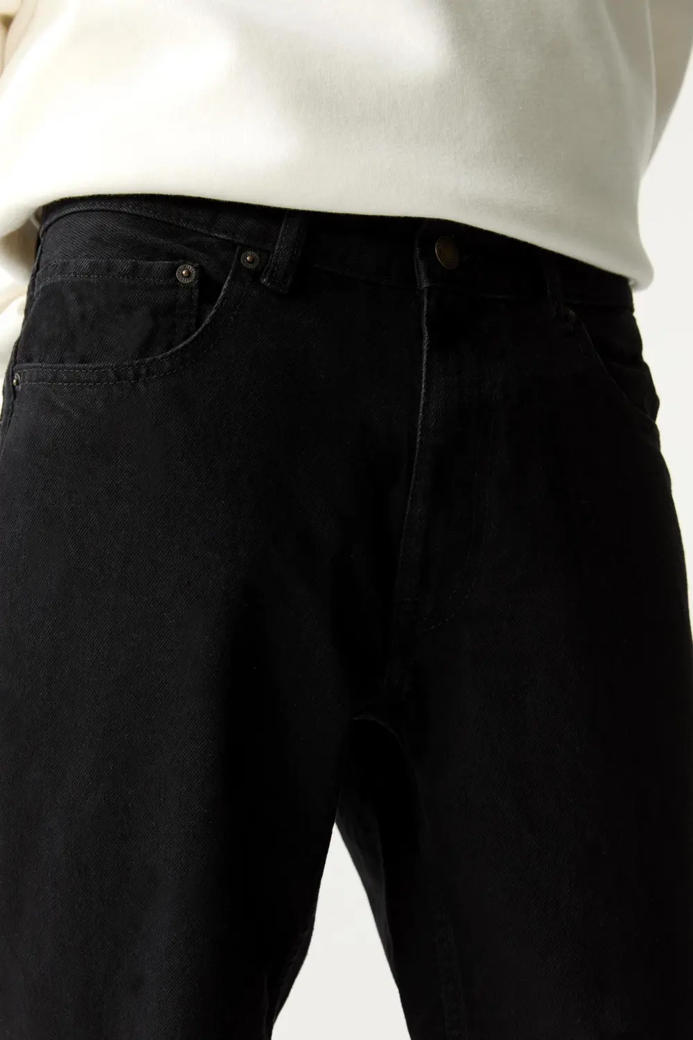 Standard jeans