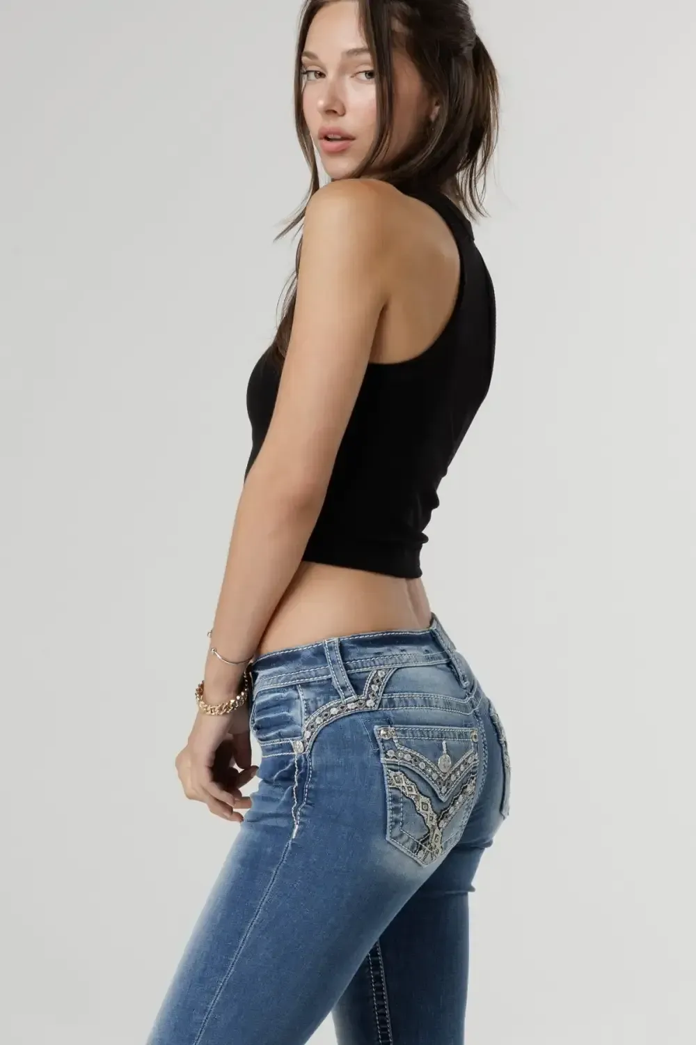 Glimmering Cross-Stitch Straight Jeans