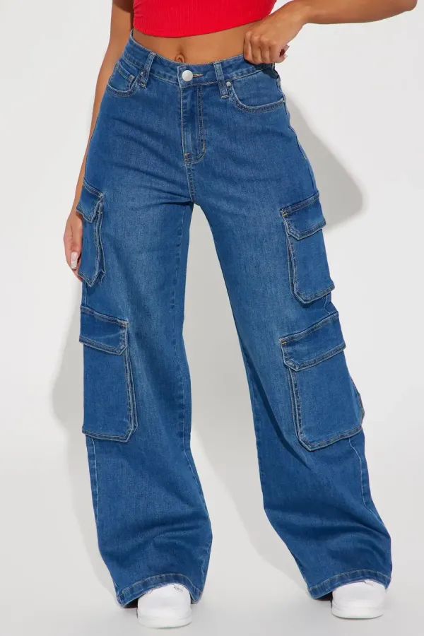 Deep Dive Low Stretch Cargo Jeans - Medium Wash