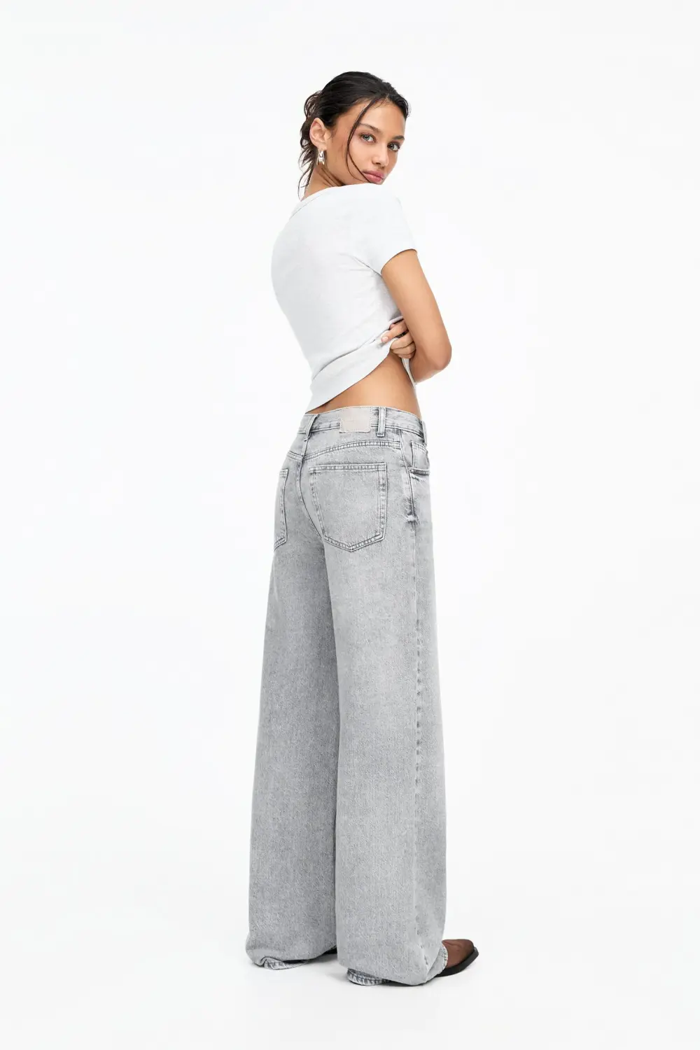 Jeans wide leg cintura cruzada