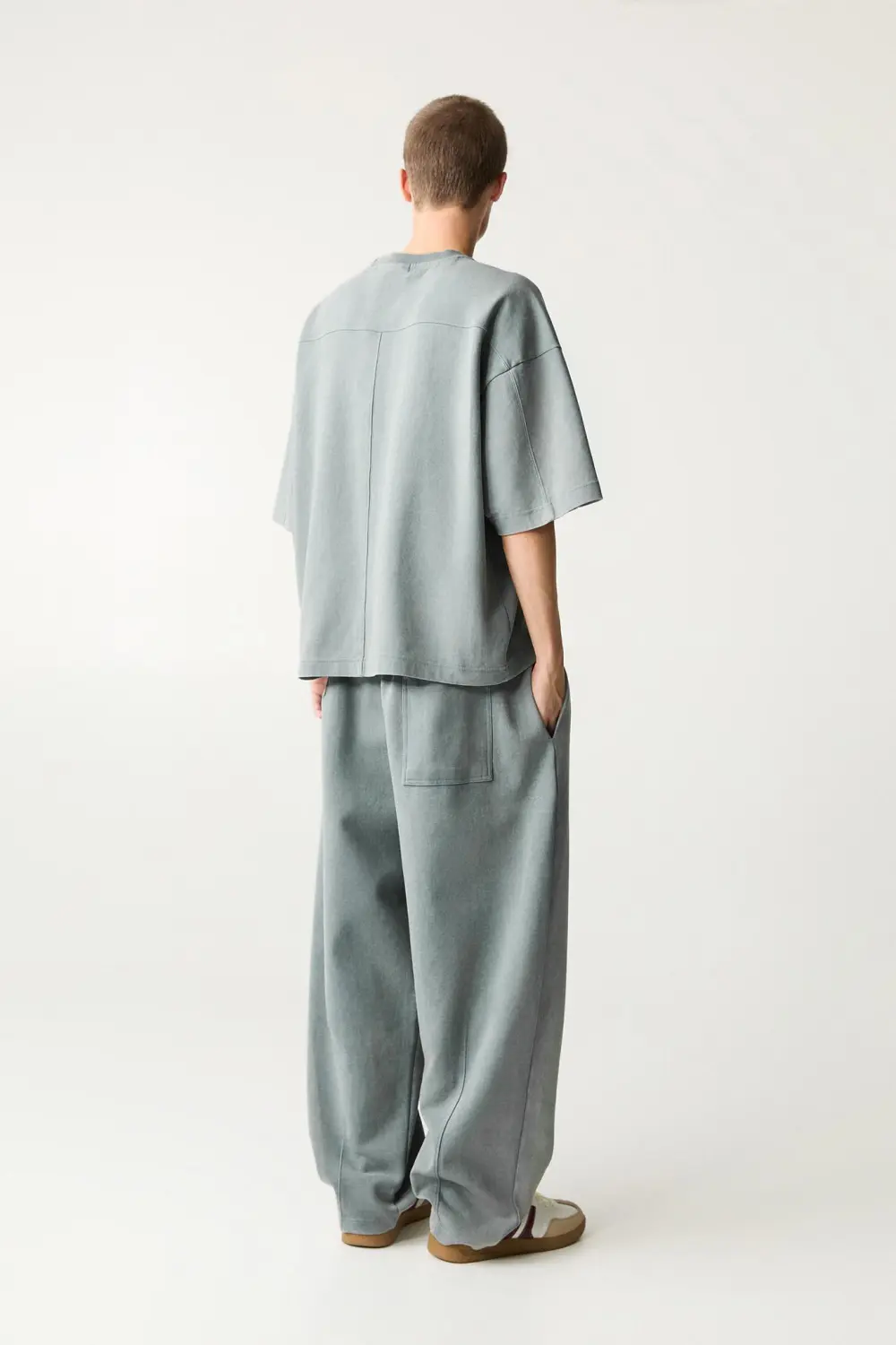 Boxy short sleeve sweatshirt