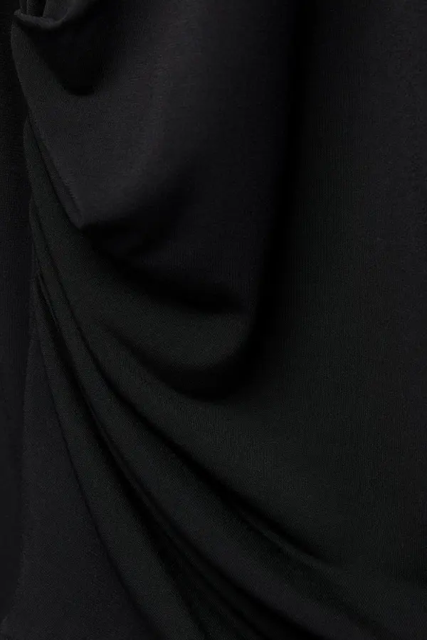 Asymmetric top with gathered ties