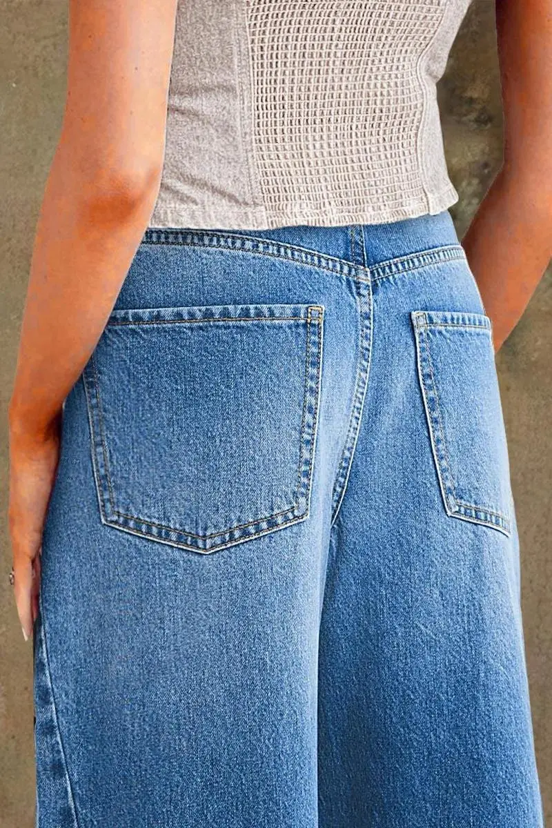 Wash Seam Front Mid Rise Barrel Leg Jeans