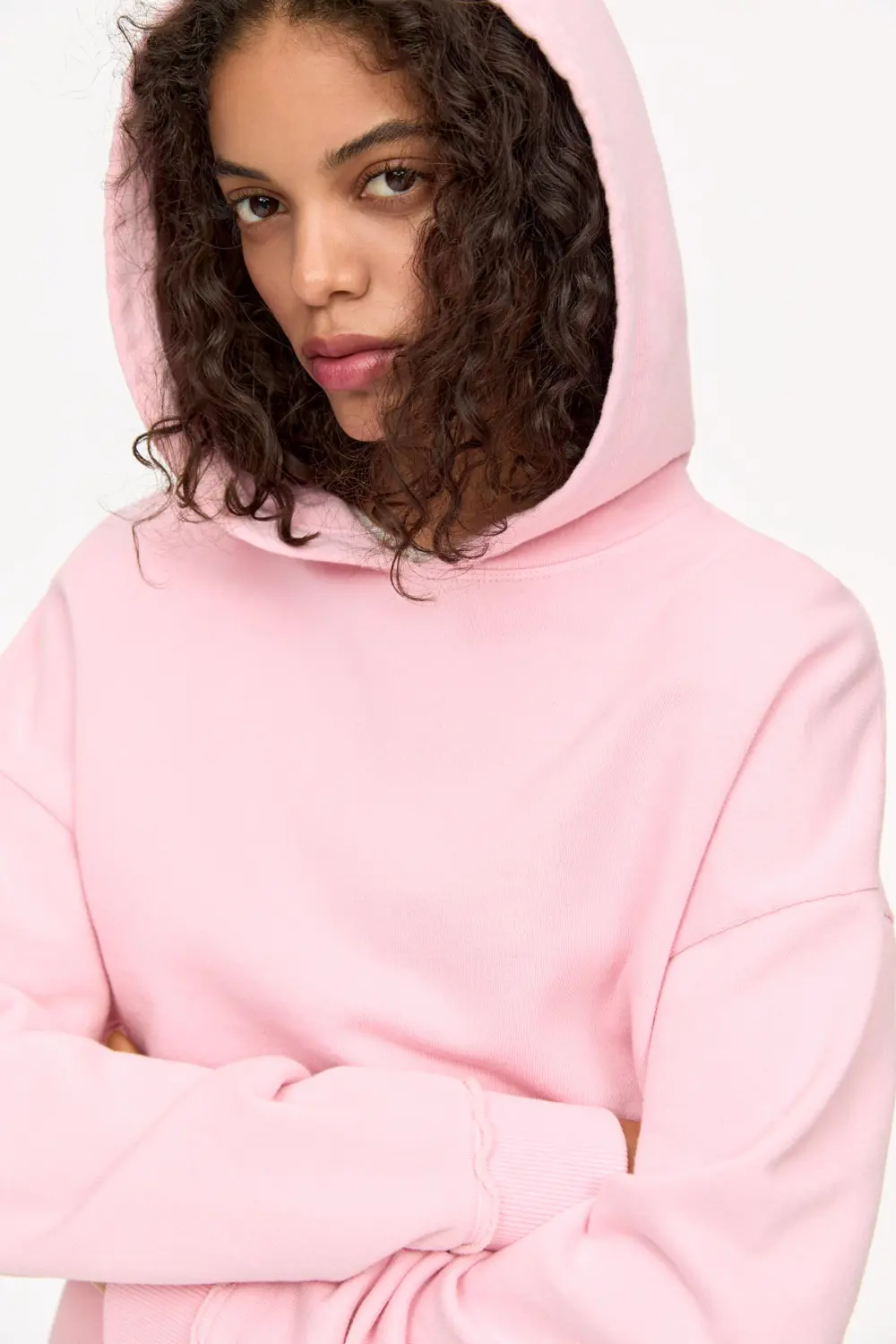 Sudadera boxy bajo desflecado