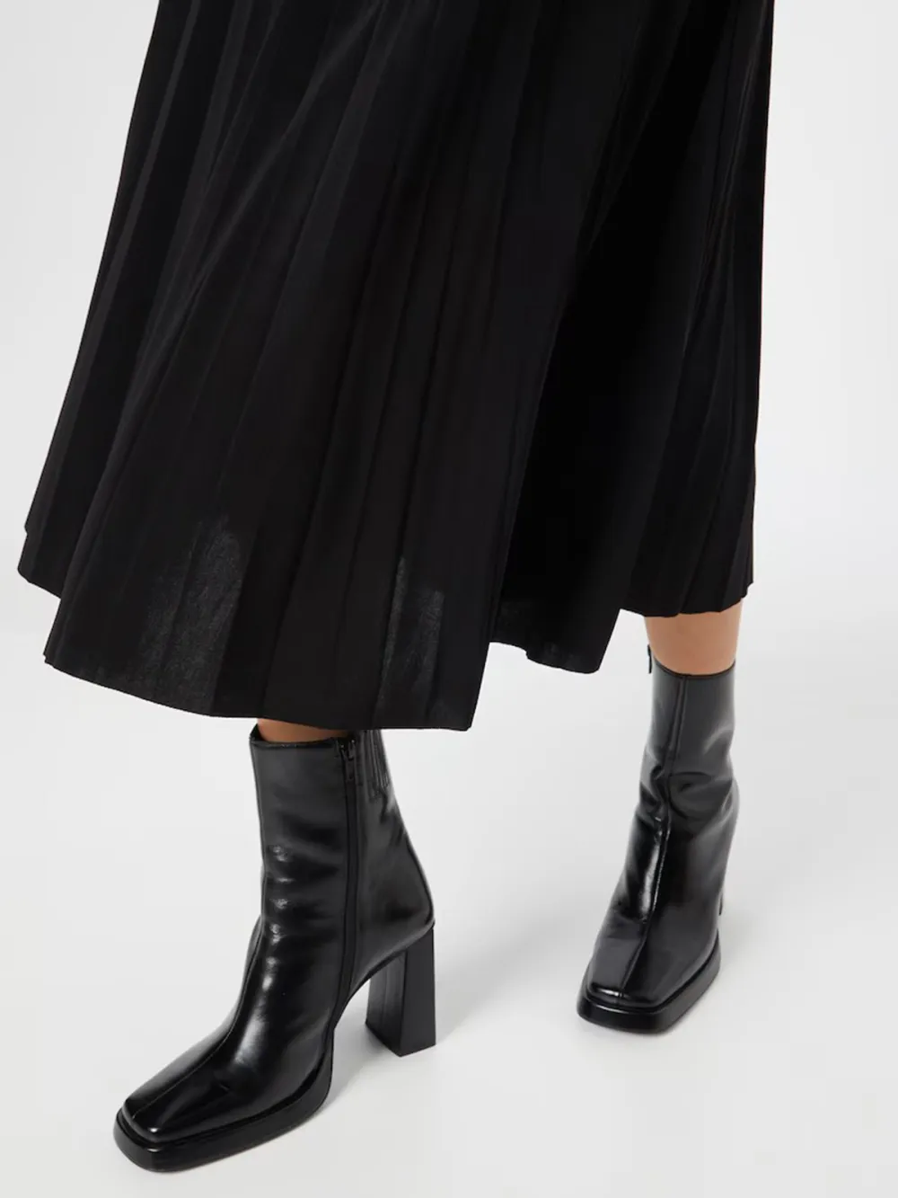Casual Style Plain Colored  A-line Skirt