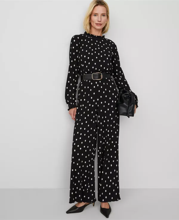 The Easy Wide-Leg Pant